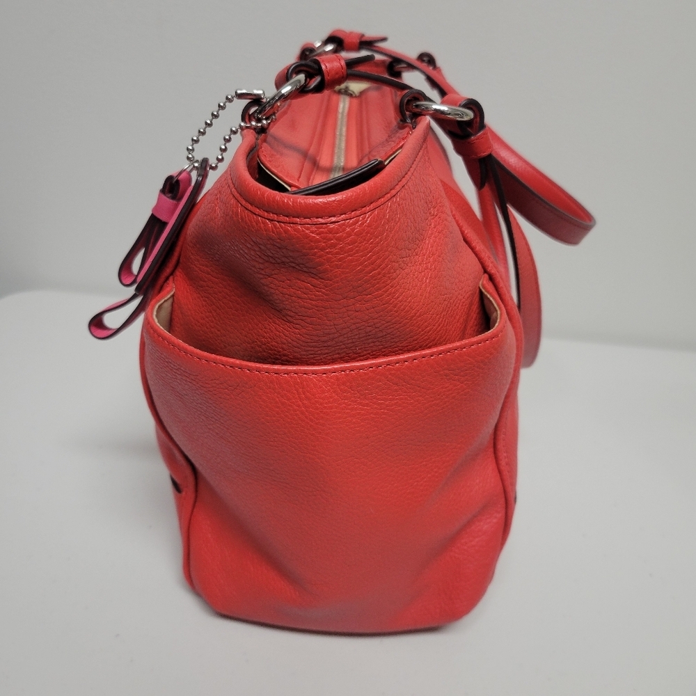 Coach Park Leather Carrie Large Tote Shoulder Bag. - Picture 4 of 16